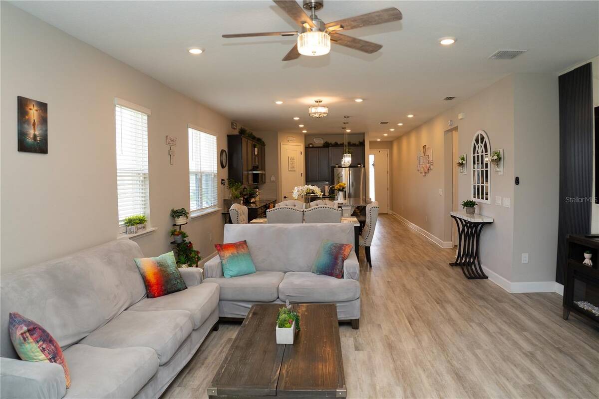 1932 Chickasaw Boulevard, Davenport, FL 33837