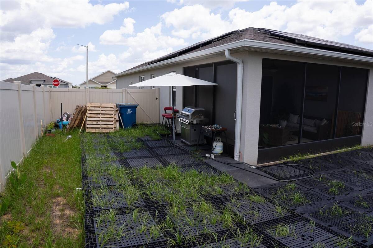 1932 Chickasaw Boulevard, Davenport, FL 33837