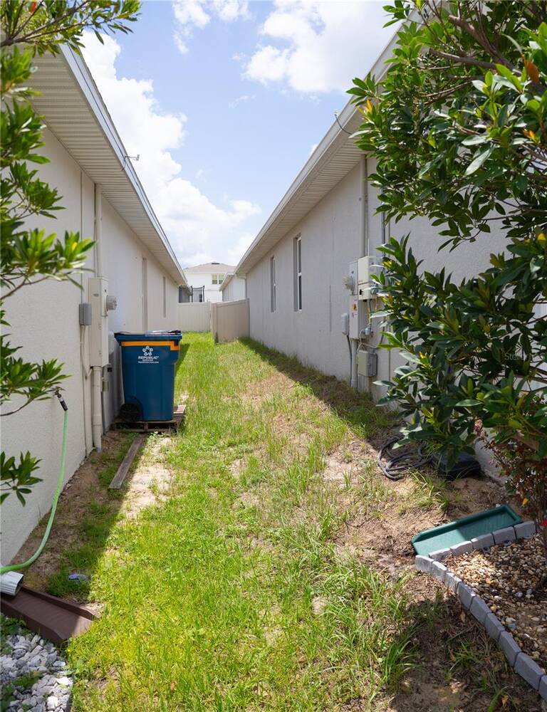 1932 Chickasaw Boulevard, Davenport, FL 33837