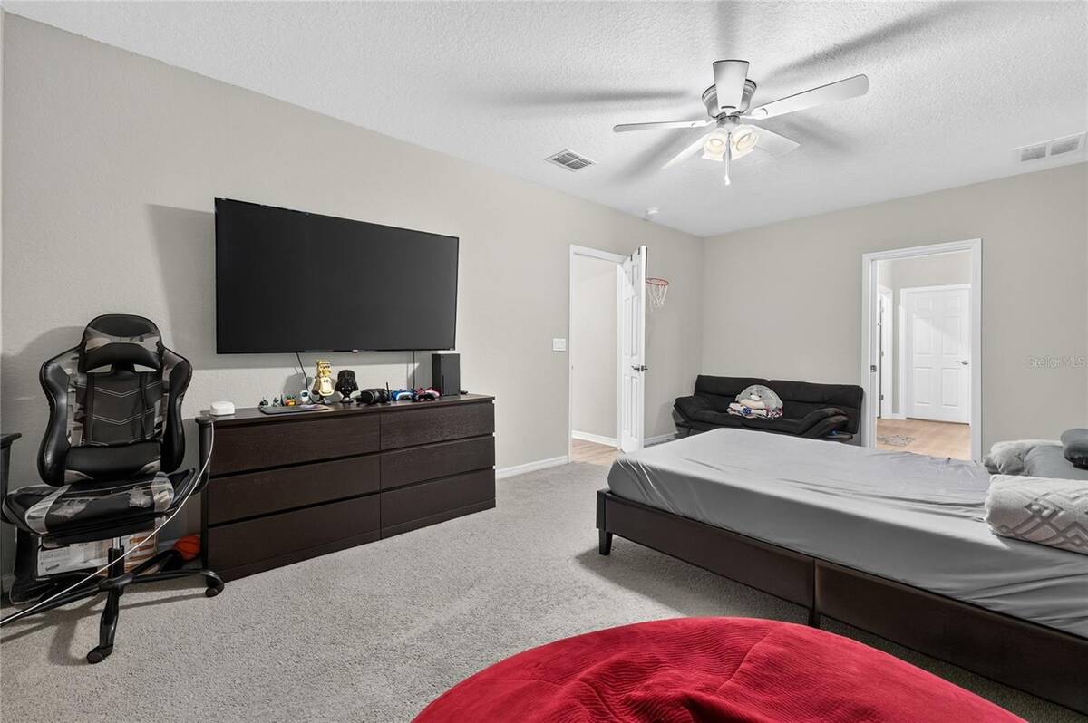 34 Polermo Avenue, St Cloud, FL 34771