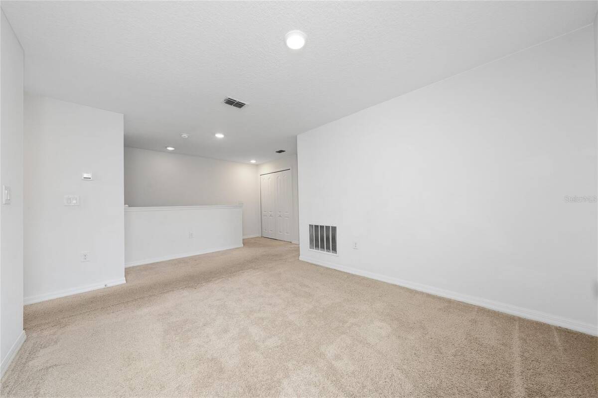 1854 Katz Crossing Drive, Kissimmee, FL 34744