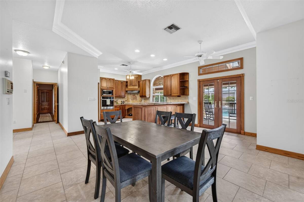 4657 Hickory Tree Road, St Cloud, FL 34772
