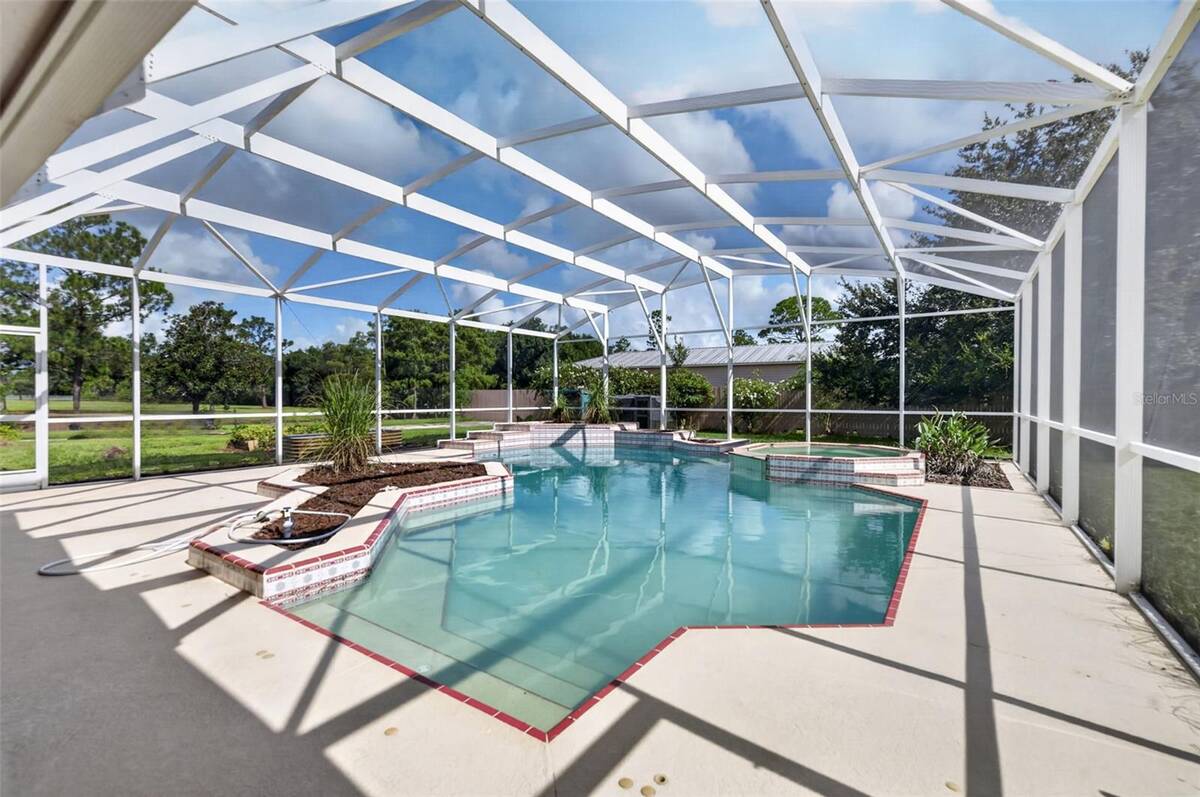 4657 Hickory Tree Road, St Cloud, FL 34772