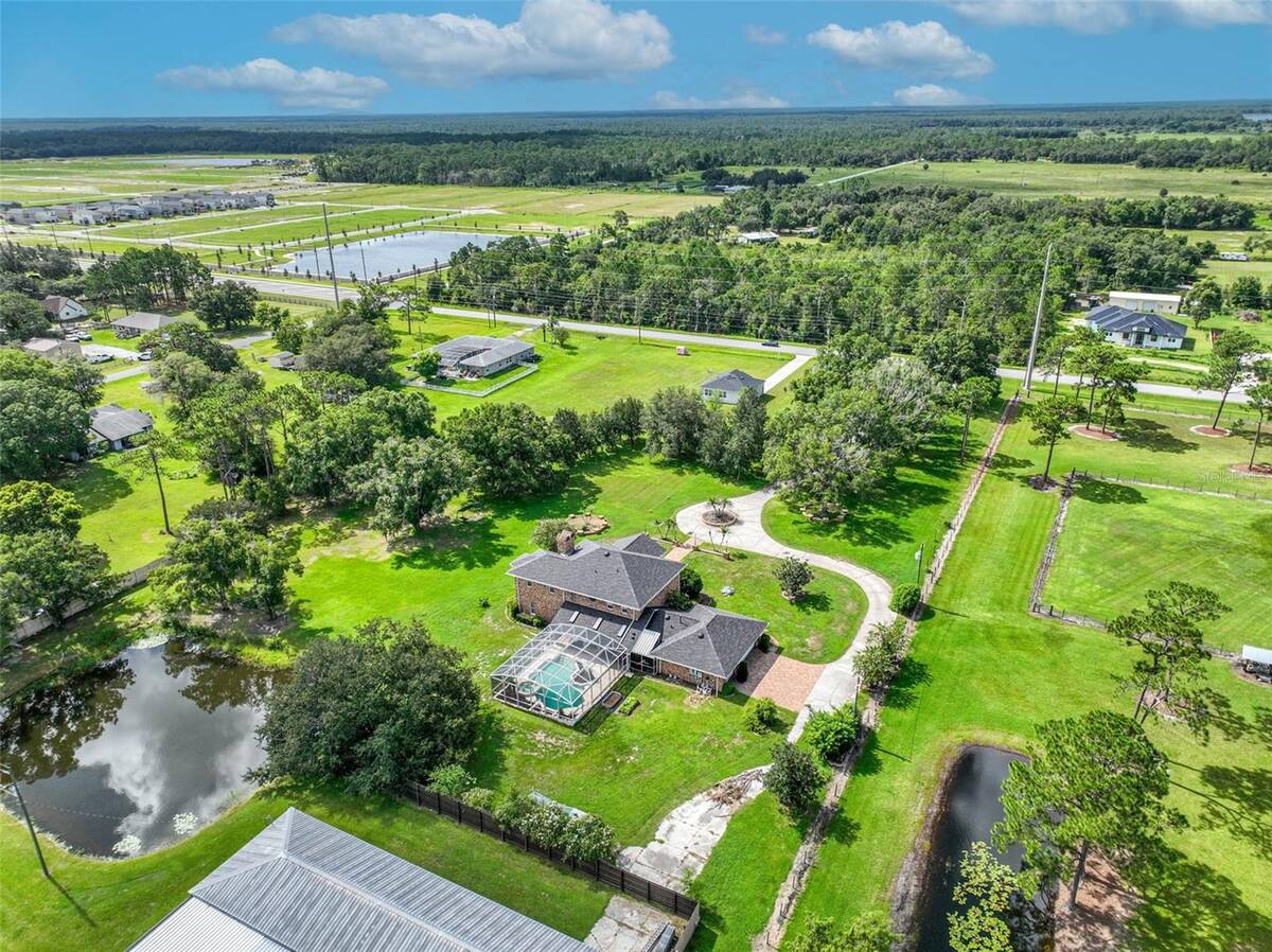 4657 Hickory Tree Road, St Cloud, FL 34772