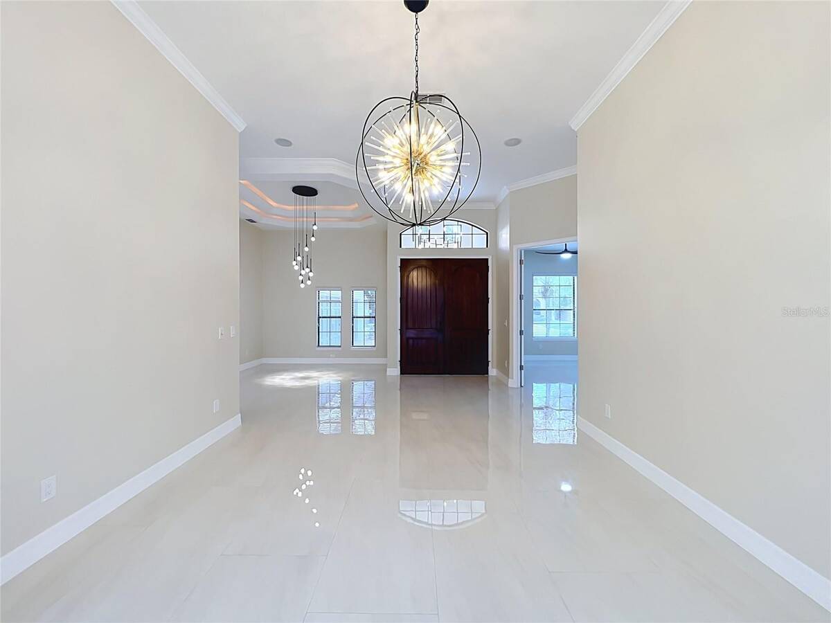 7426 Pointe Venezia Drive, Orlando, FL 32836