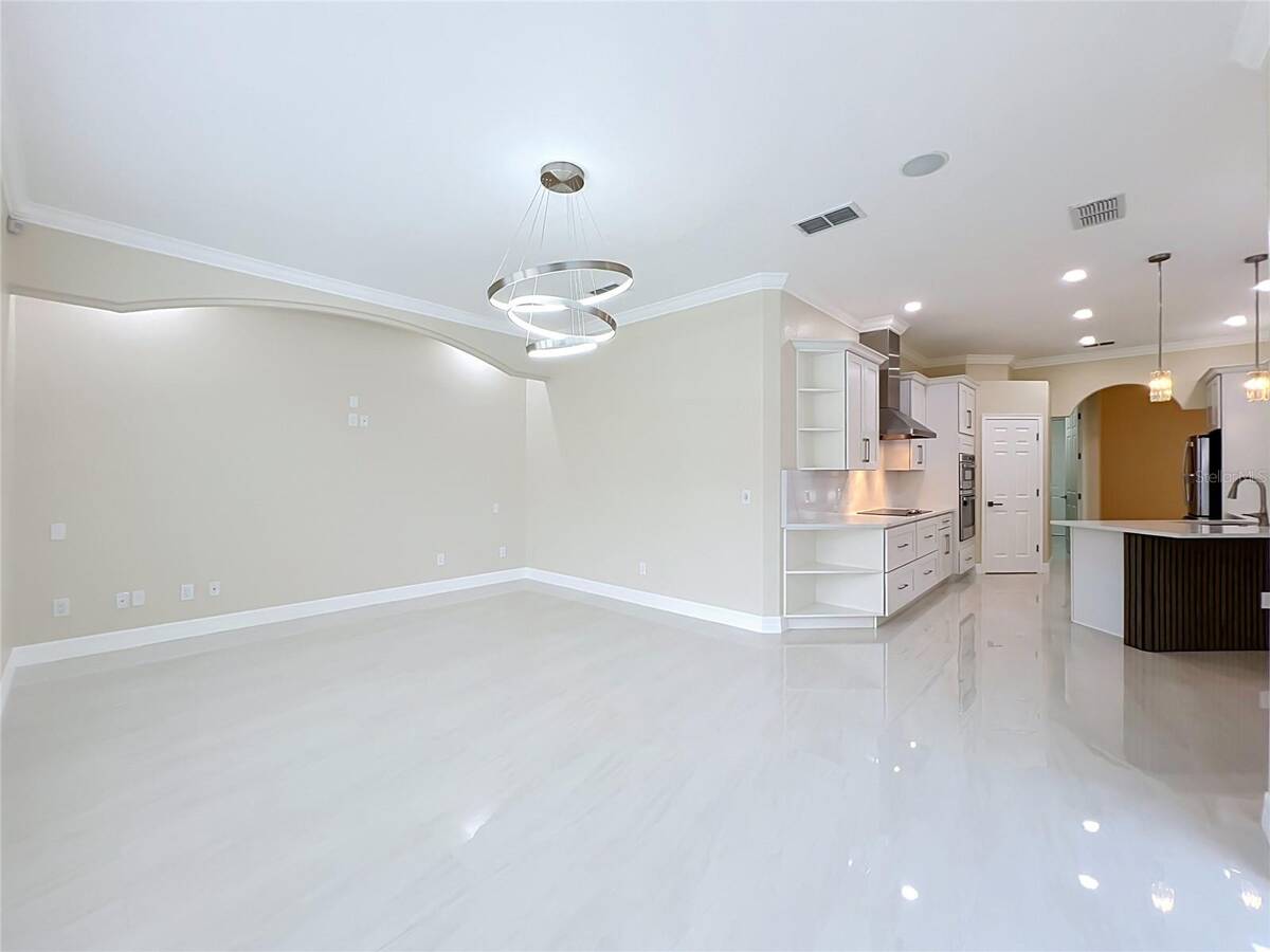 7426 Pointe Venezia Drive, Orlando, FL 32836