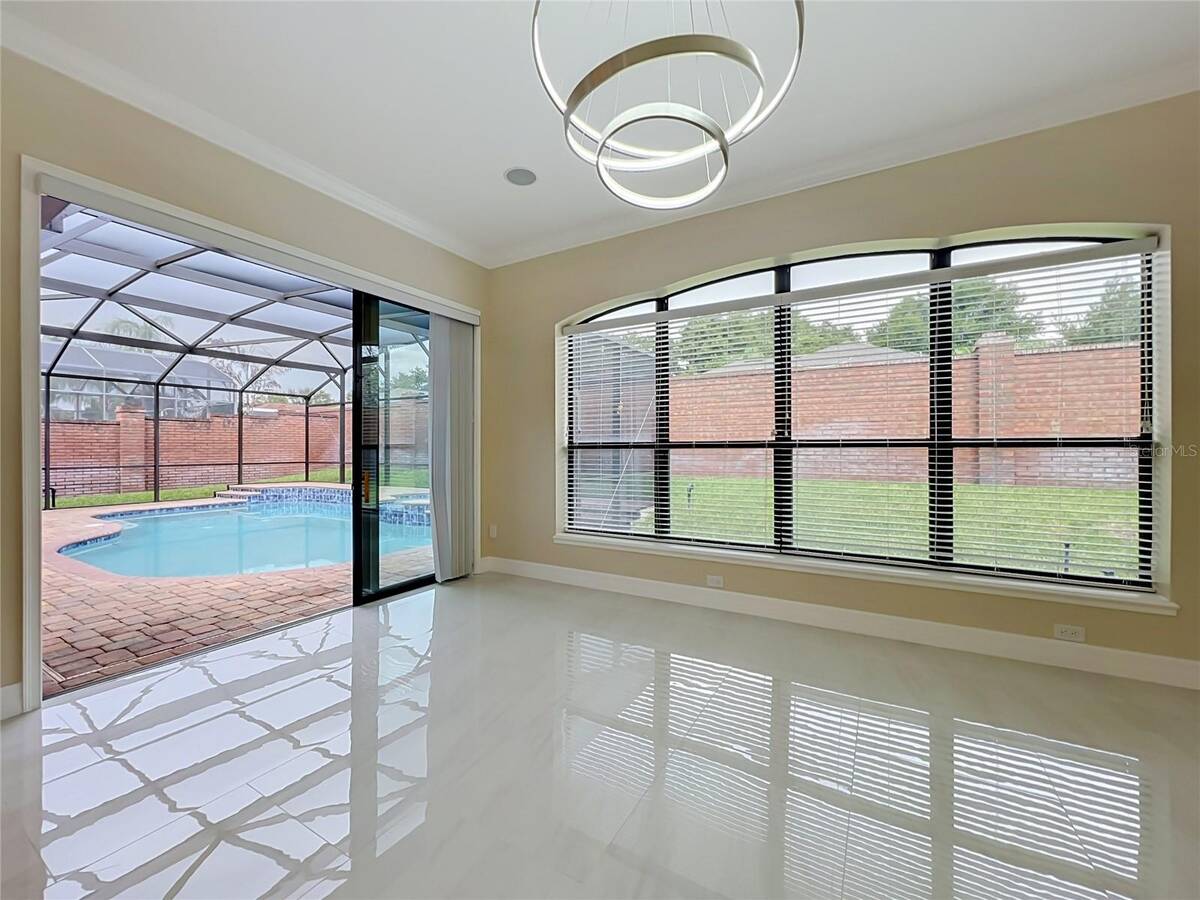 7426 Pointe Venezia Drive, Orlando, FL 32836