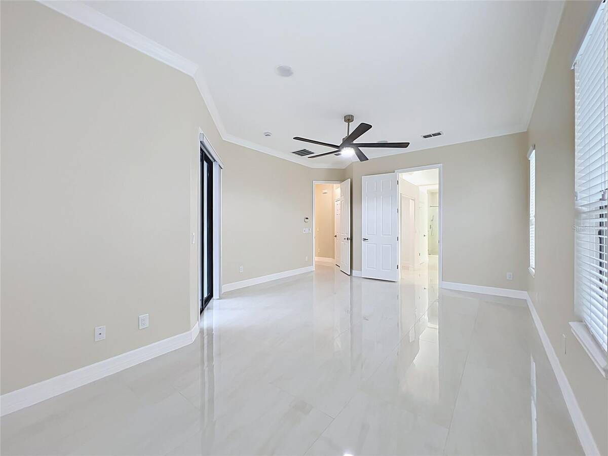 7426 Pointe Venezia Drive, Orlando, FL 32836
