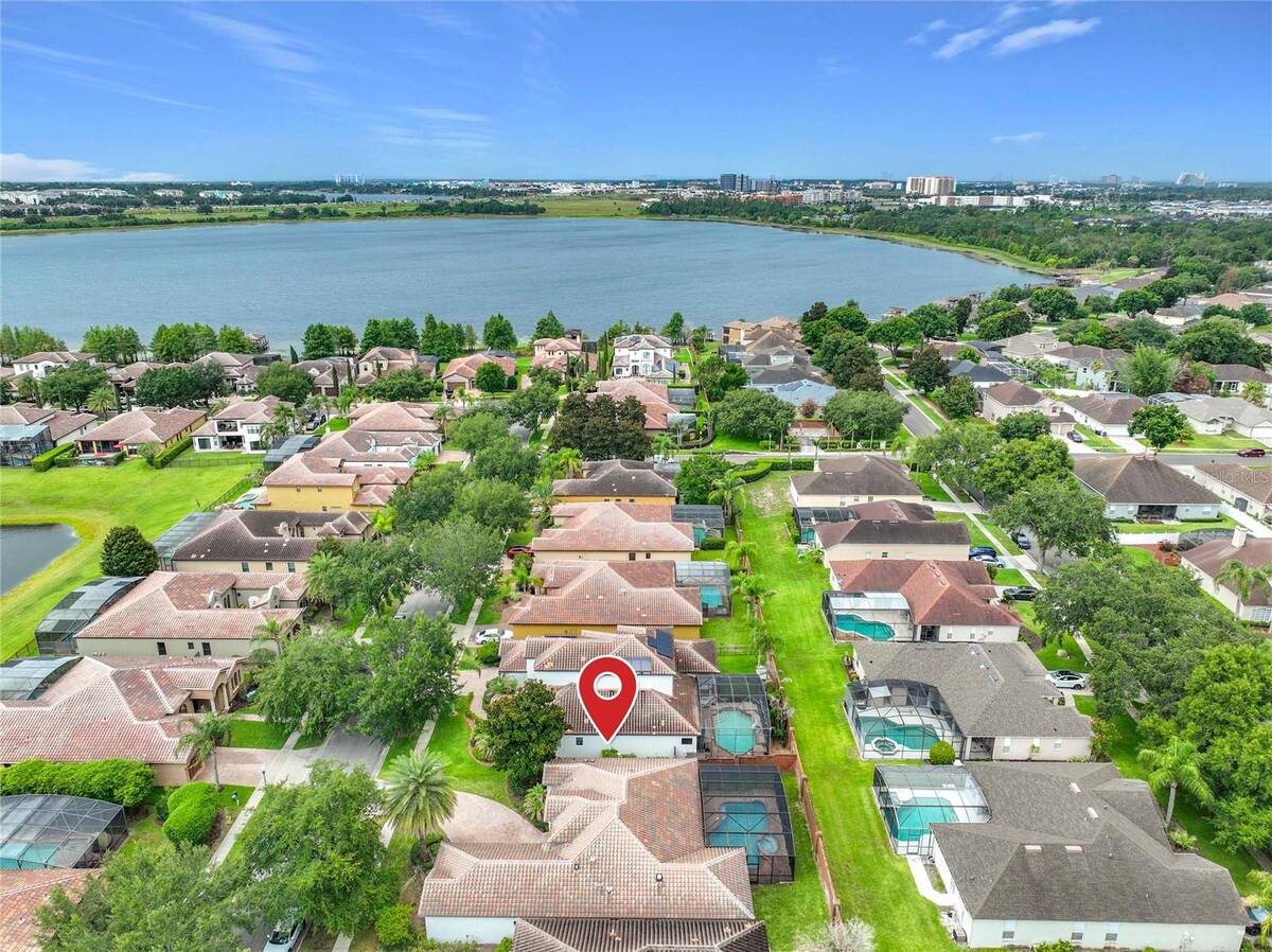 7426 Pointe Venezia Drive, Orlando, FL 32836