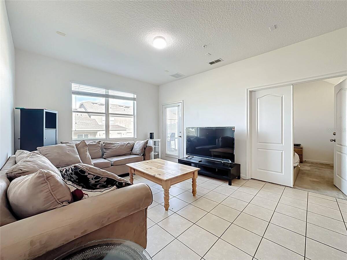 1991 Switch Grass Circle, Ocoee, FL 34761