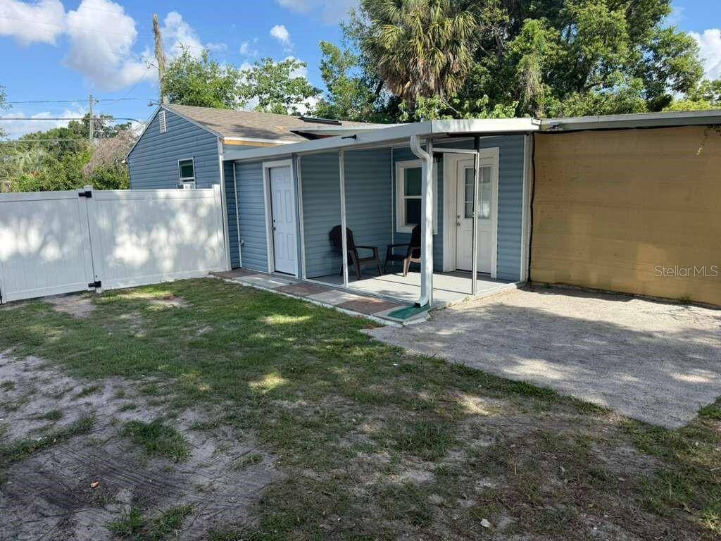 7 N Christiana Avenue, Apopka, FL 32703
