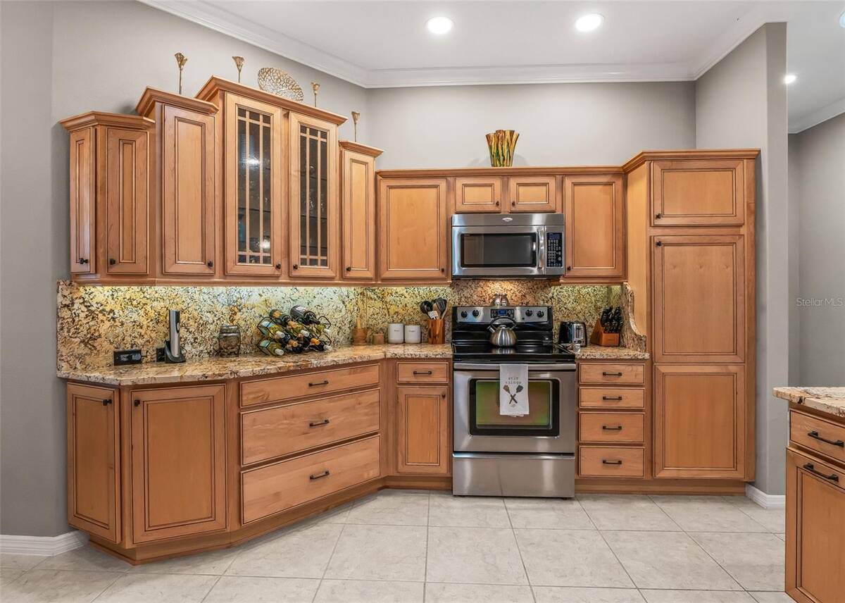 622 Keller Court, The Villages, FL 32163