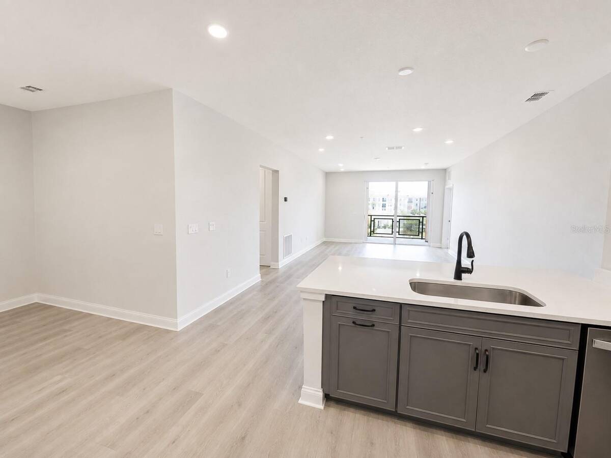 7545 Laureate Boulevard, #7301, Orlando, FL 32827