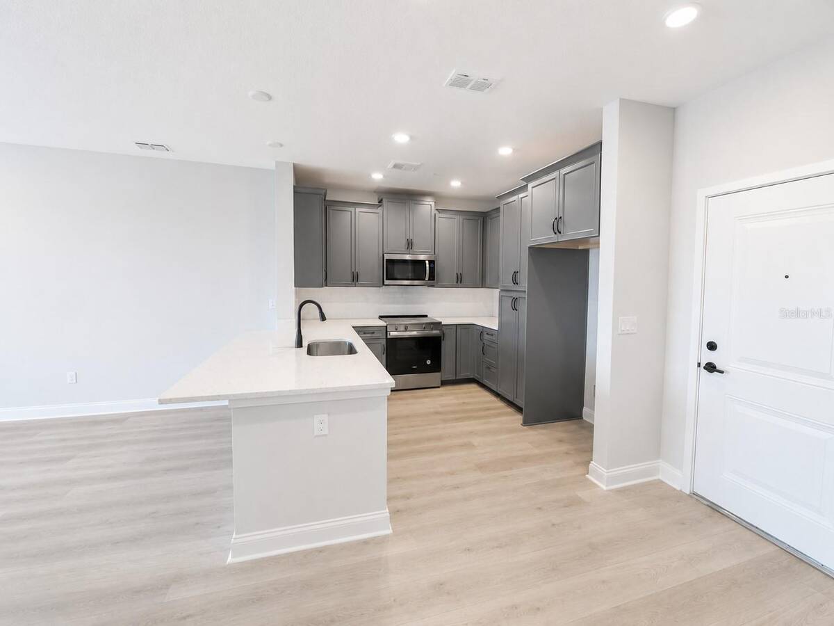 7545 Laureate Boulevard, #7301, Orlando, FL 32827