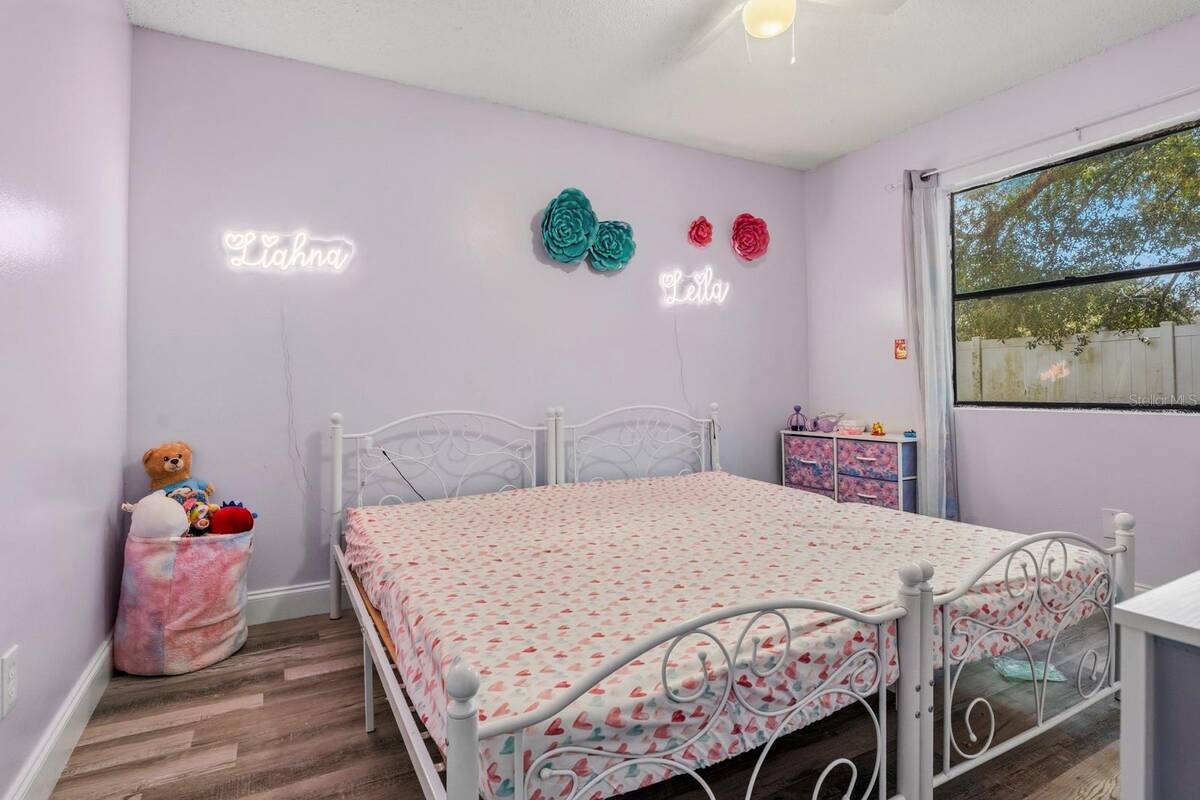 555 Swallow Court, Apopka, FL 32712