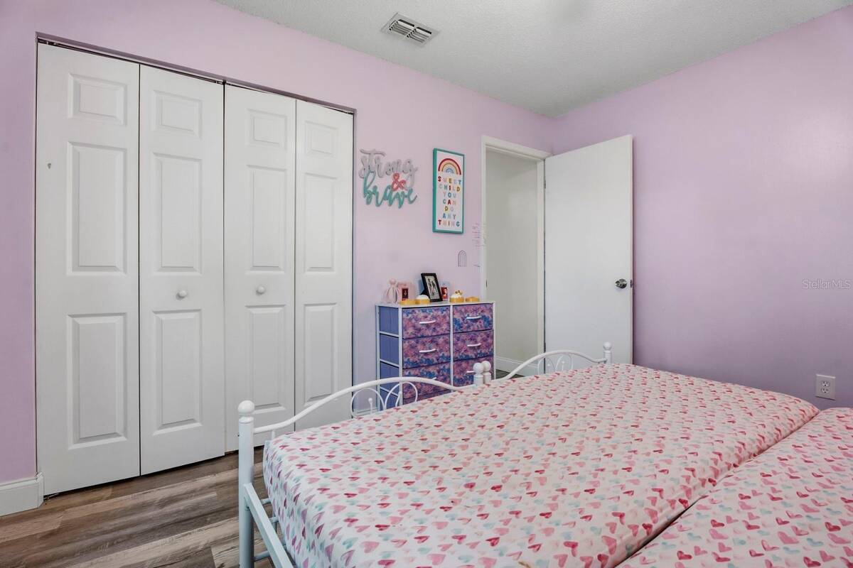 555 Swallow Court, Apopka, FL 32712