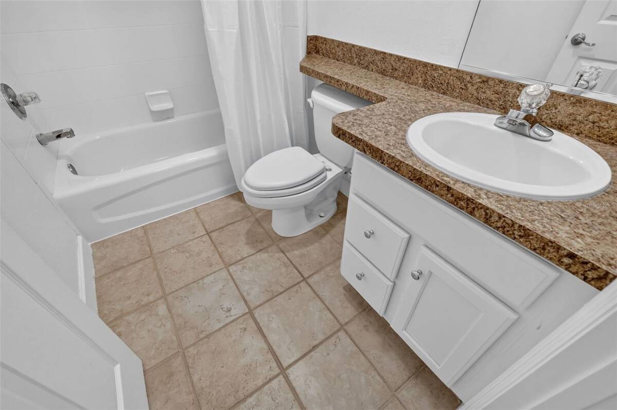 17107 Se 93rd Exeter Court, The Villages, FL 32162