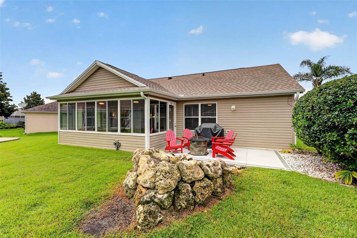 17107 Se 93rd Exeter Court, The Villages, FL 32162