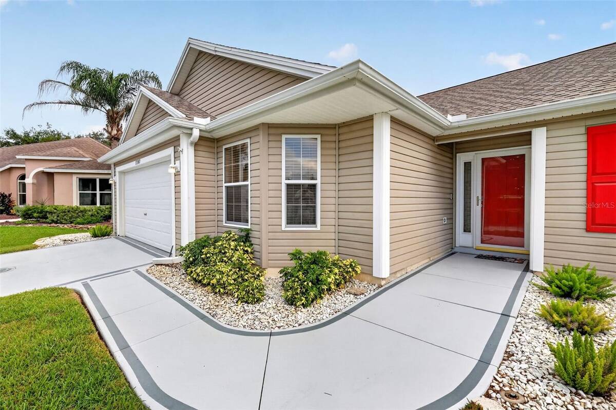 17107 Se 93rd Exeter Court, The Villages, FL 32162