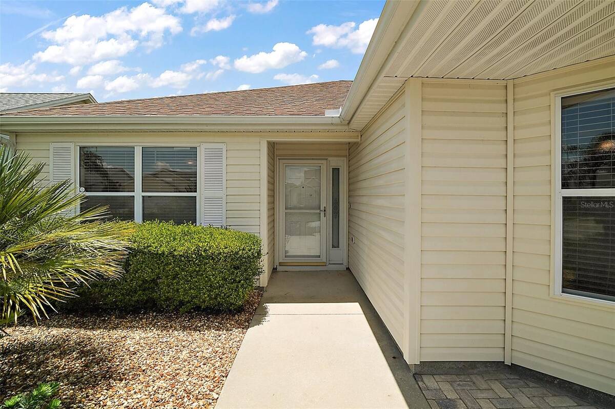 1856 Poppy Circle, The Villages, FL 32162