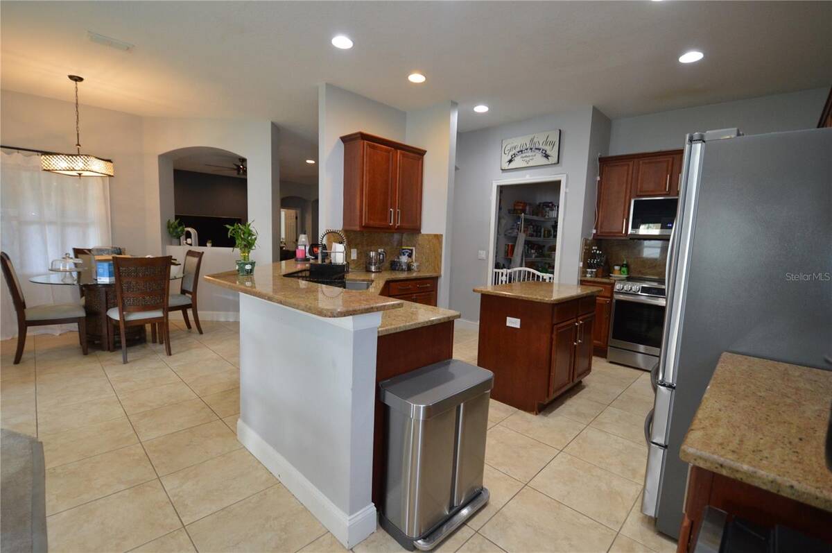 3854 Shoreside Drive, Kissimmee, FL 34746