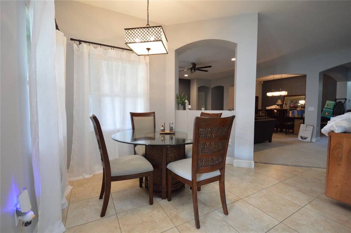 3854 Shoreside Drive, Kissimmee, FL 34746