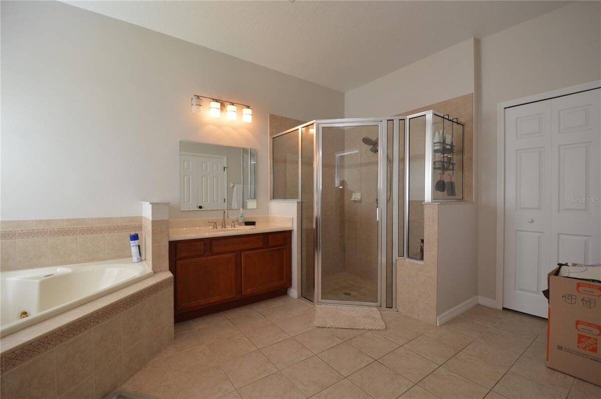 3854 Shoreside Drive, Kissimmee, FL 34746