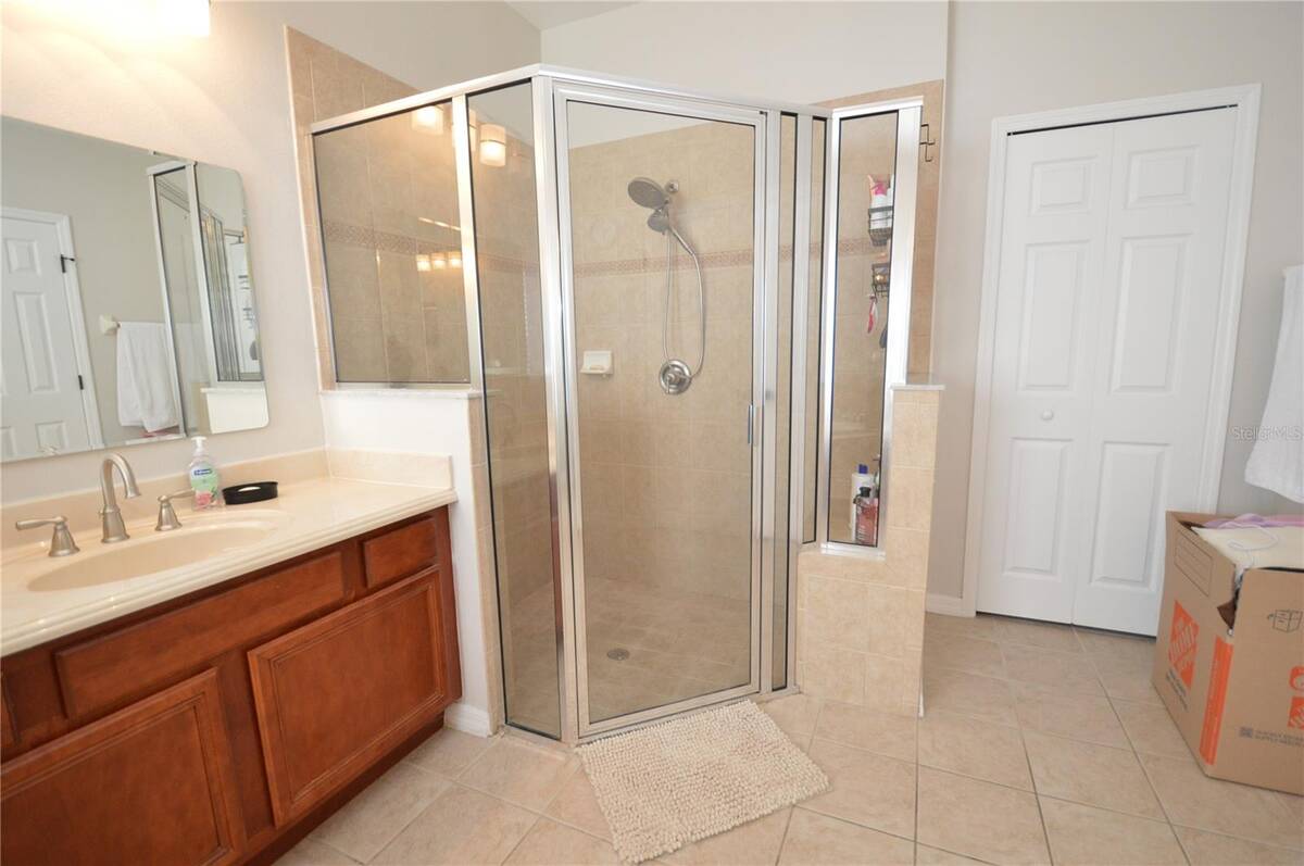 3854 Shoreside Drive, Kissimmee, FL 34746