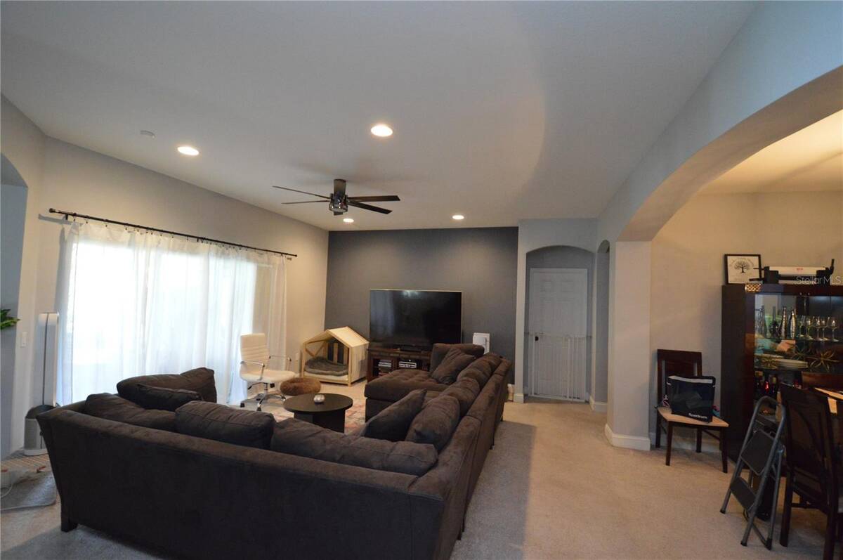 3854 Shoreside Drive, Kissimmee, FL 34746