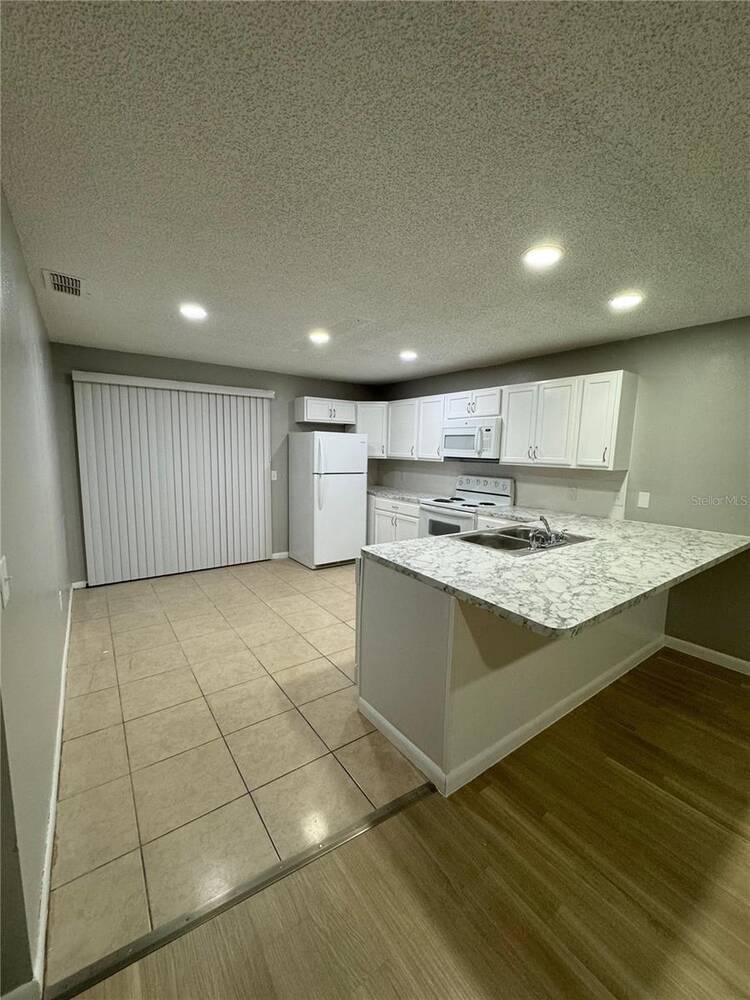 2526 Elm Avenue, Lake Wales, FL 33898