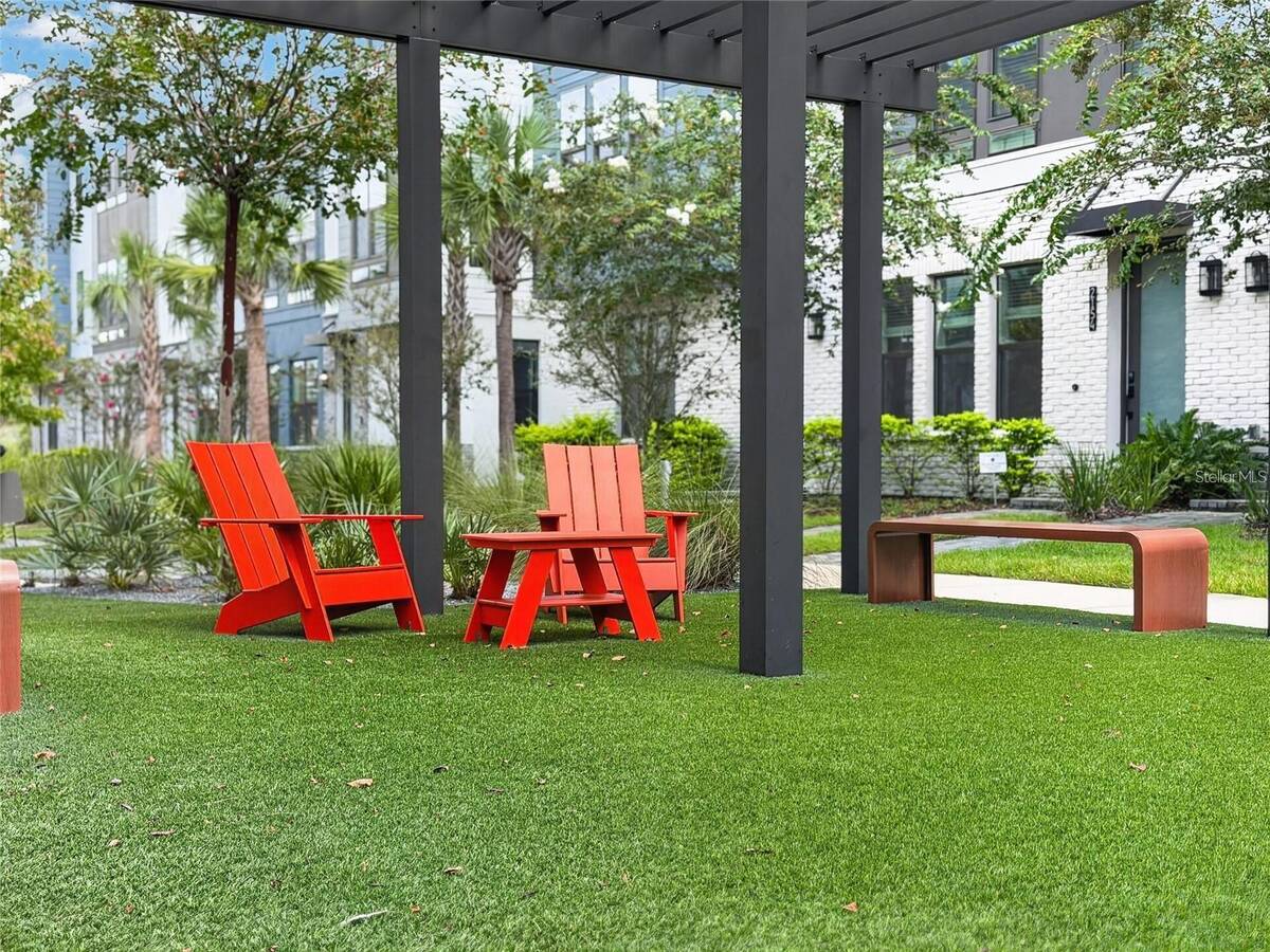 2257 Valentine Alley, Orlando, FL 32804