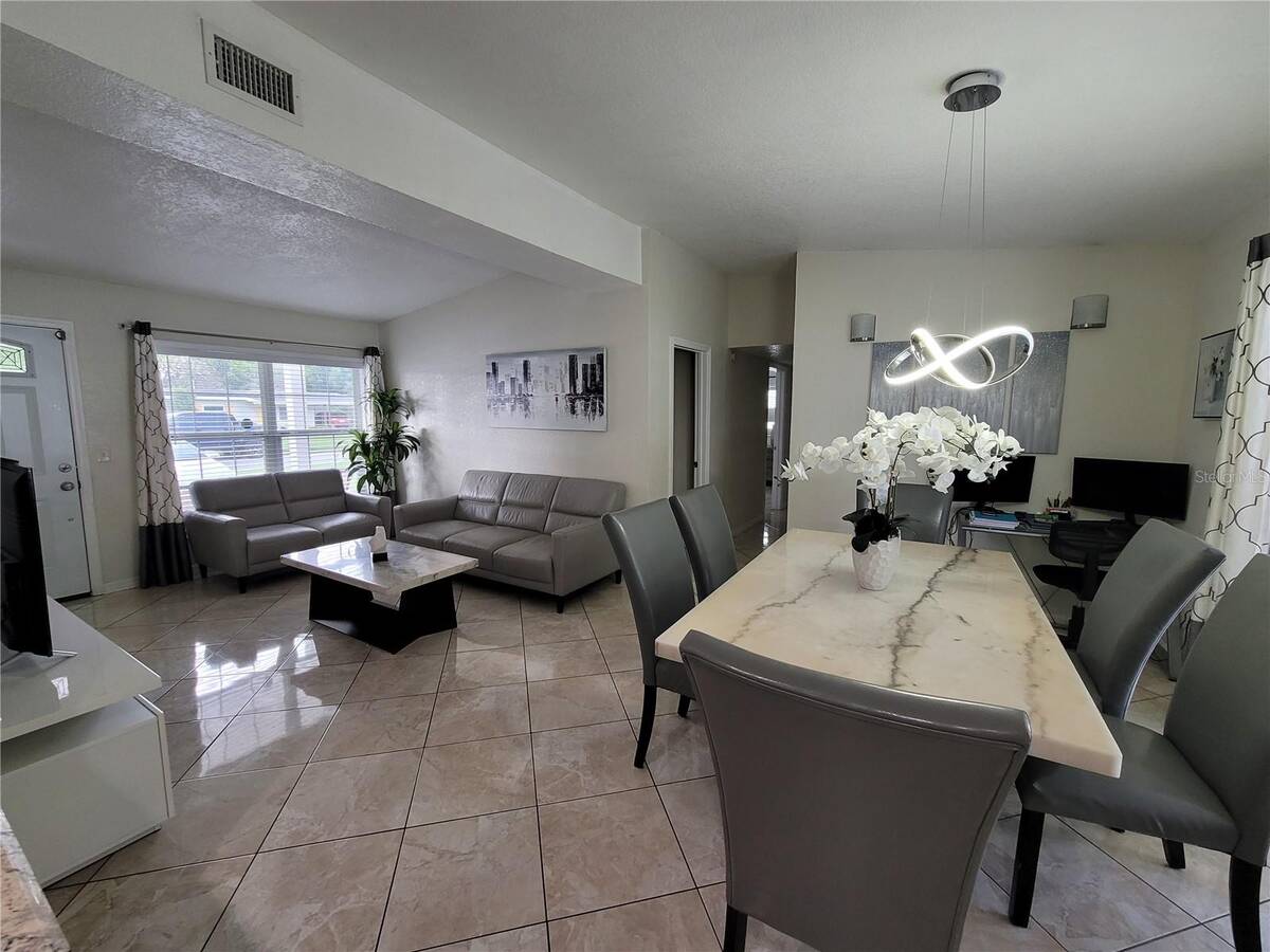7228 Leighton Way, Orlando, FL 32822