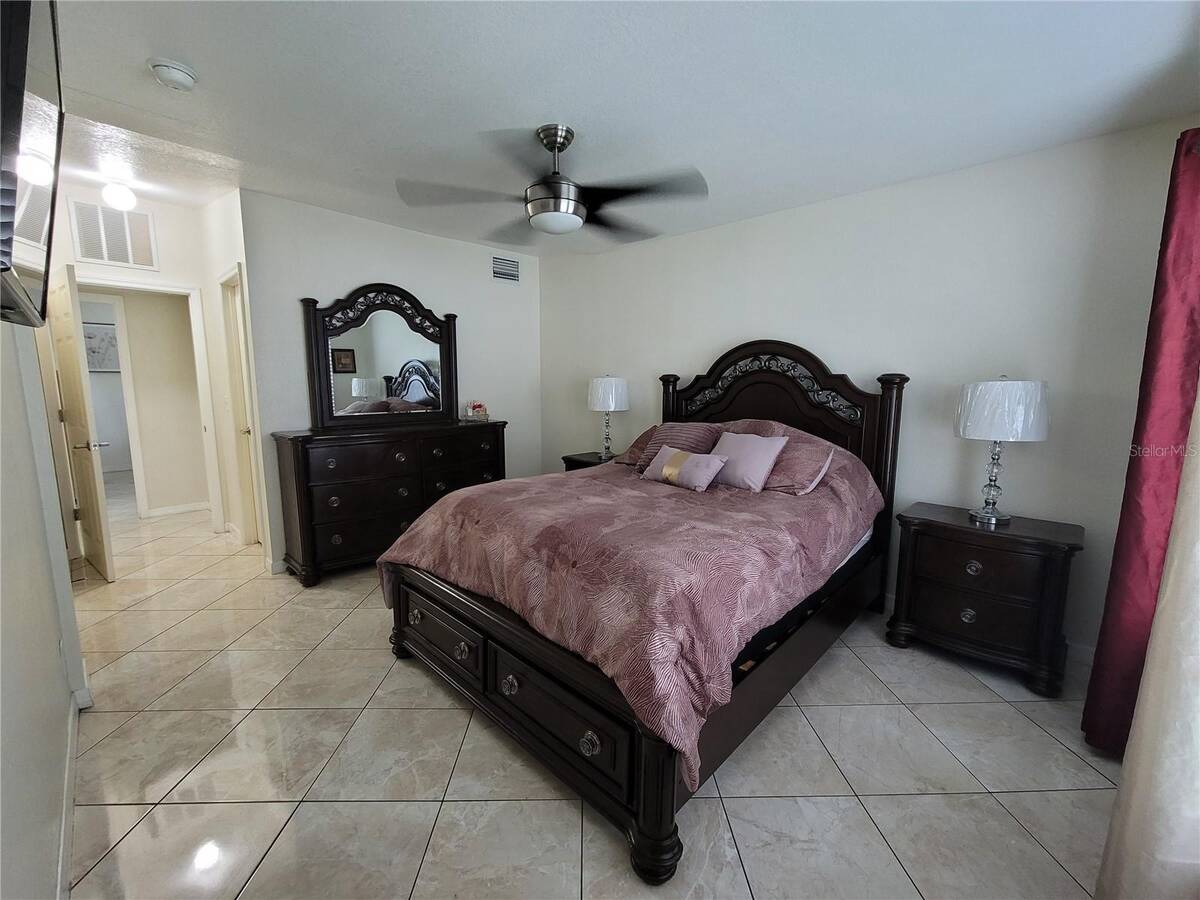 7228 Leighton Way, Orlando, FL 32822