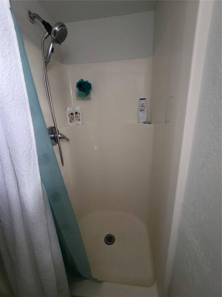 7228 Leighton Way, Orlando, FL 32822
