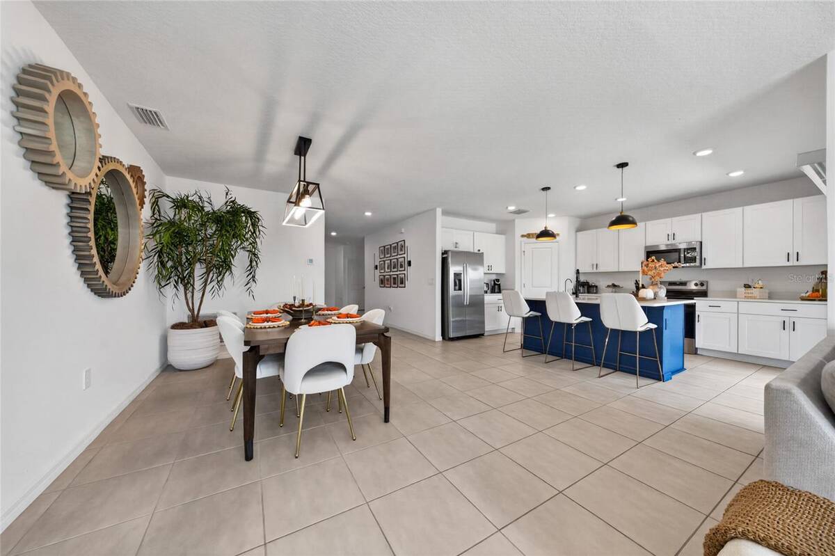 3058 Cadence Sound Lane, Kissimmee, FL 34744