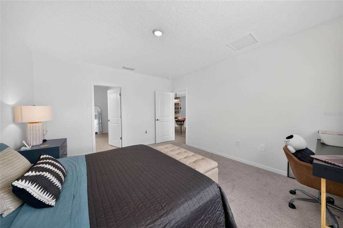 3058 Cadence Sound Lane, Kissimmee, FL 34744