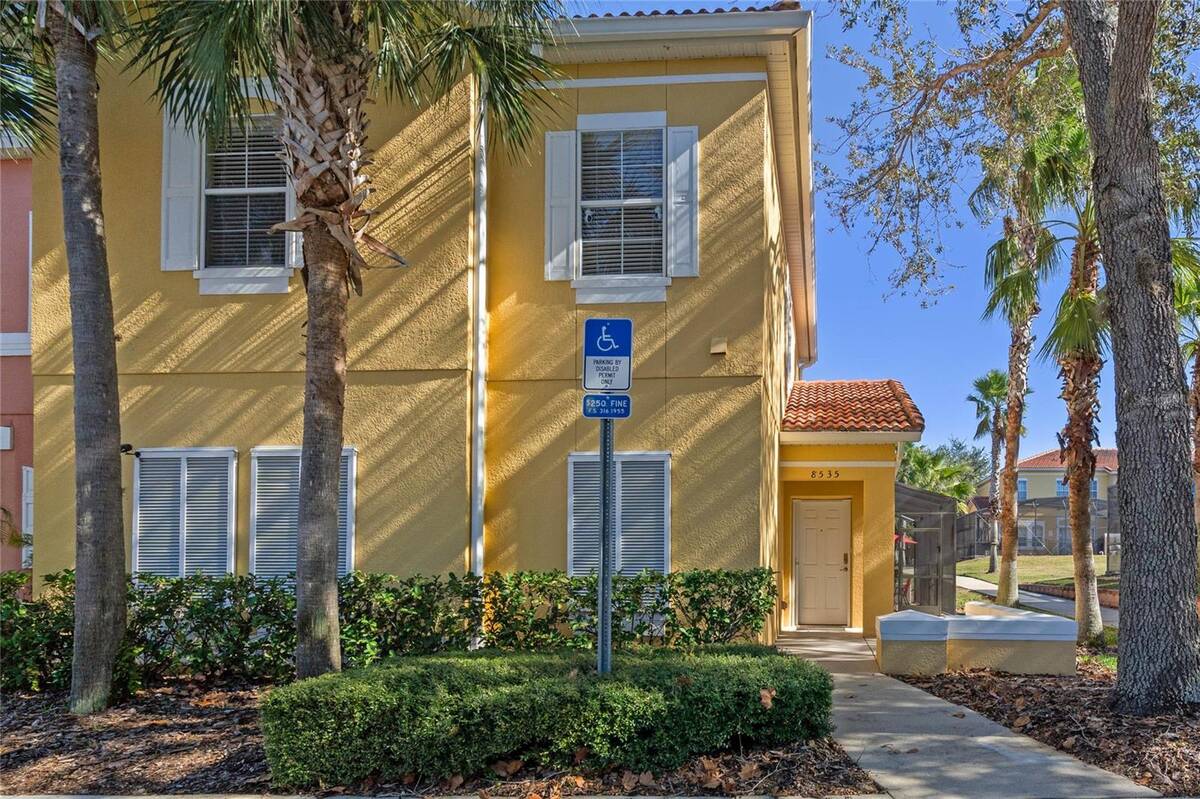 8535 Bay Lilly Loop, Kissimmee, FL 34747