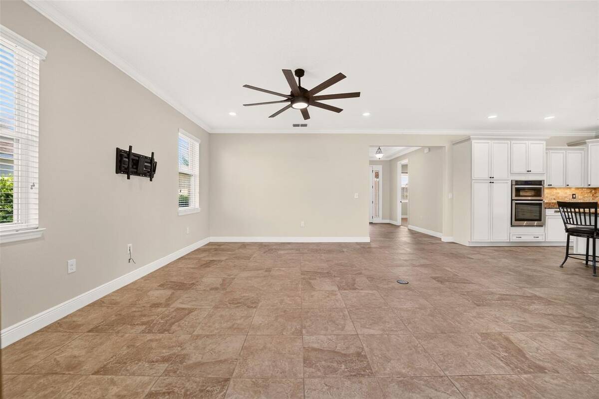8761 Sw 93rd Circle, Ocala, FL 34481
