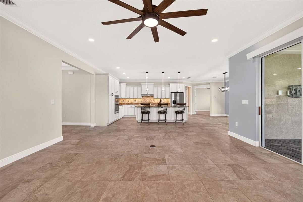 8761 Sw 93rd Circle, Ocala, FL 34481