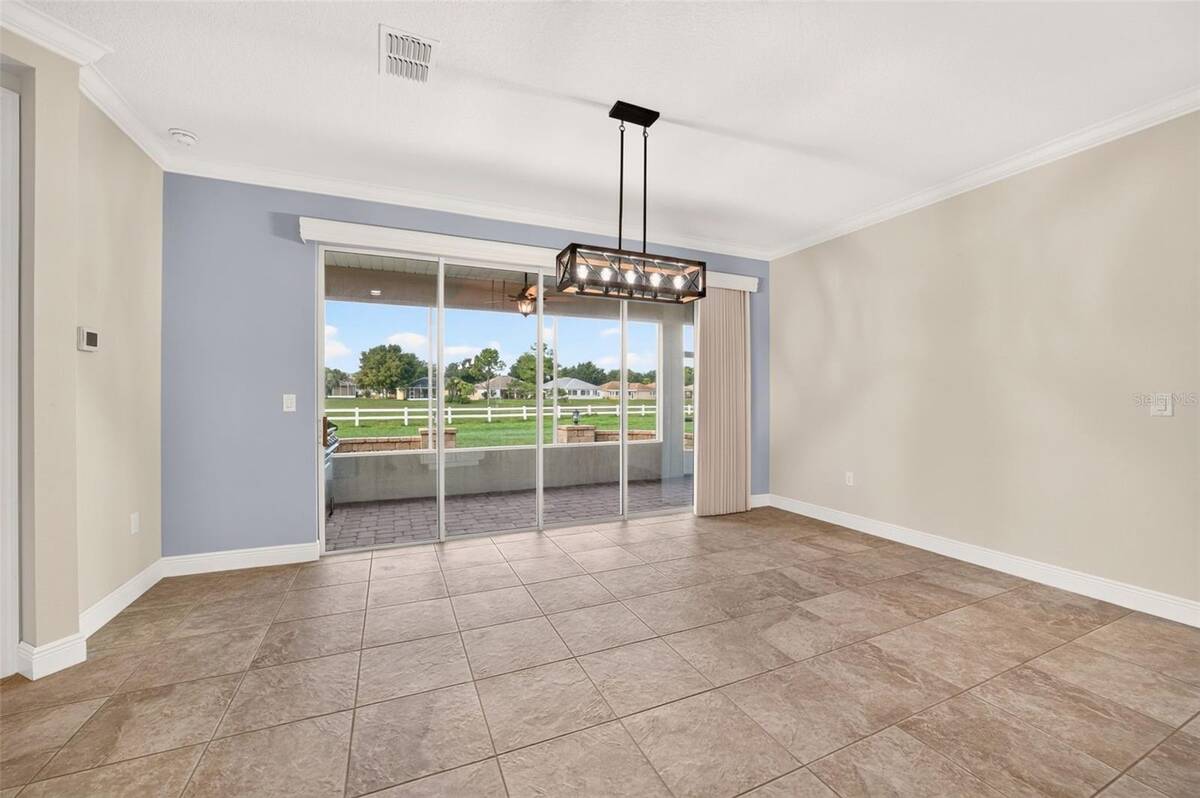 8761 Sw 93rd Circle, Ocala, FL 34481