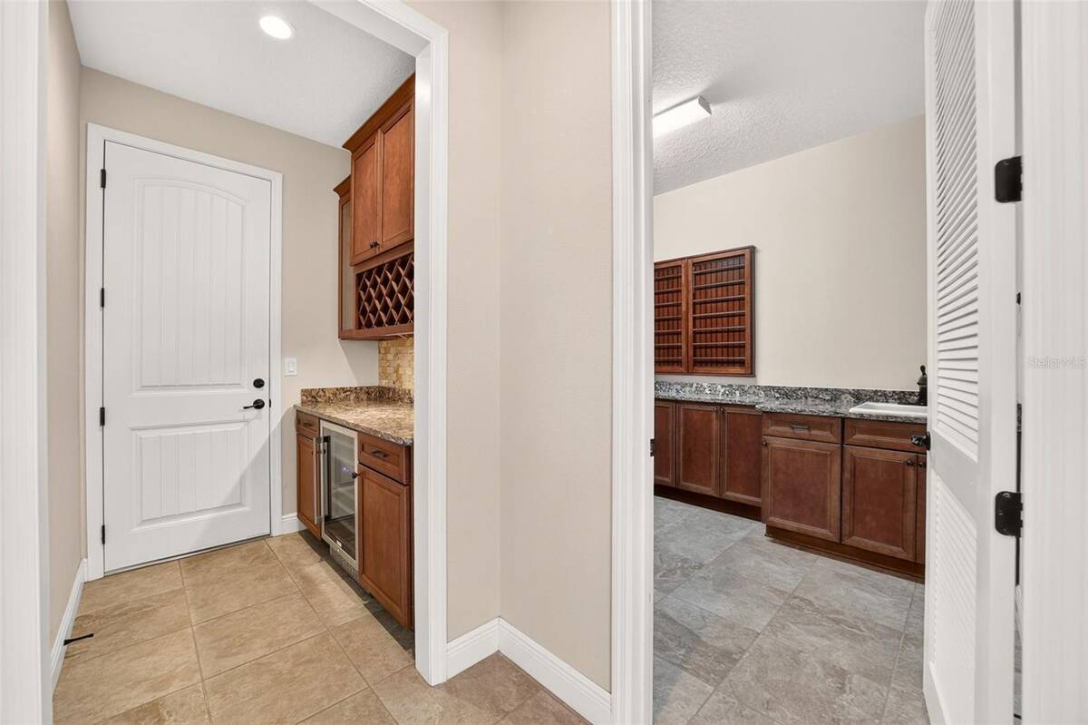 8761 Sw 93rd Circle, Ocala, FL 34481