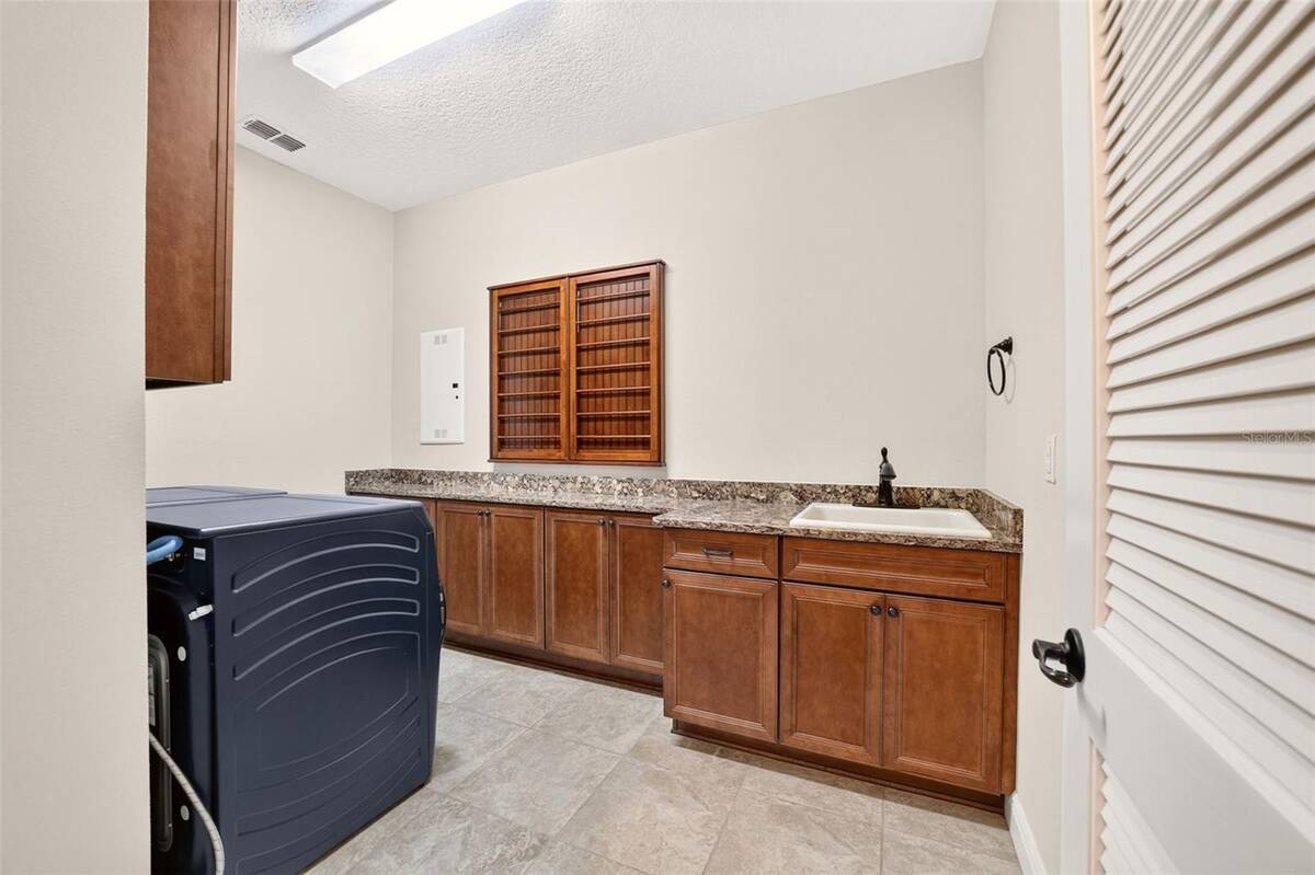8761 Sw 93rd Circle, Ocala, FL 34481