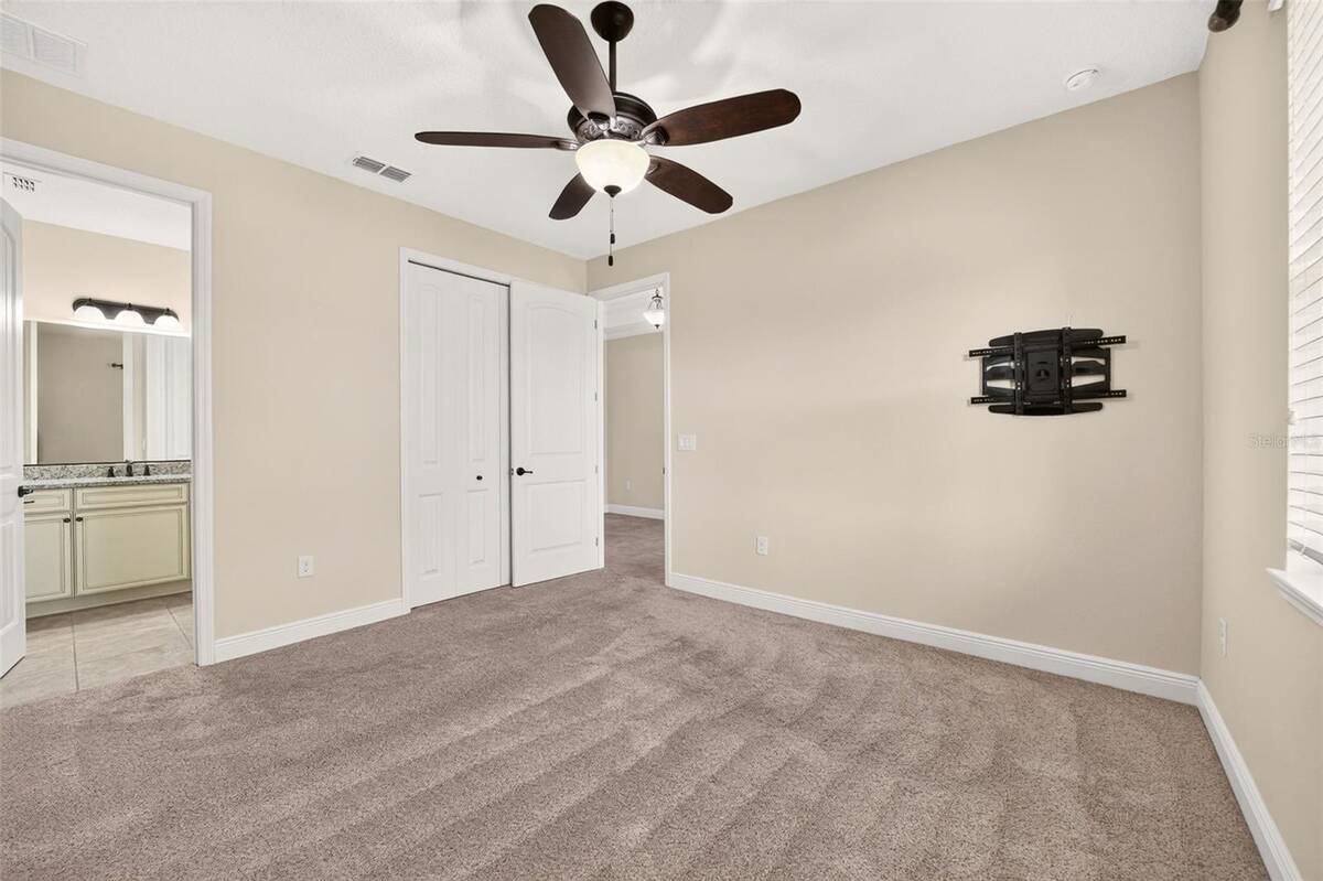 8761 Sw 93rd Circle, Ocala, FL 34481