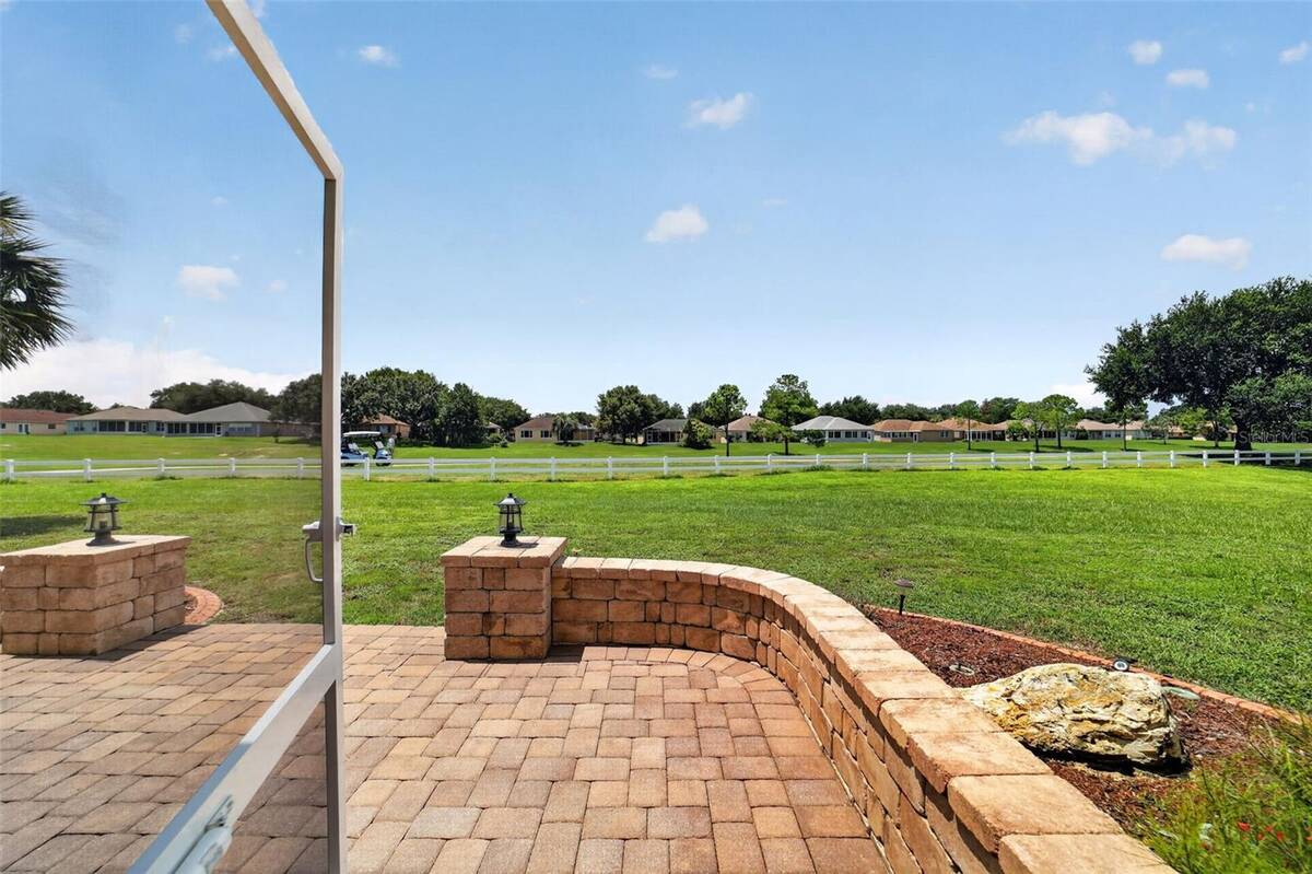 8761 Sw 93rd Circle, Ocala, FL 34481