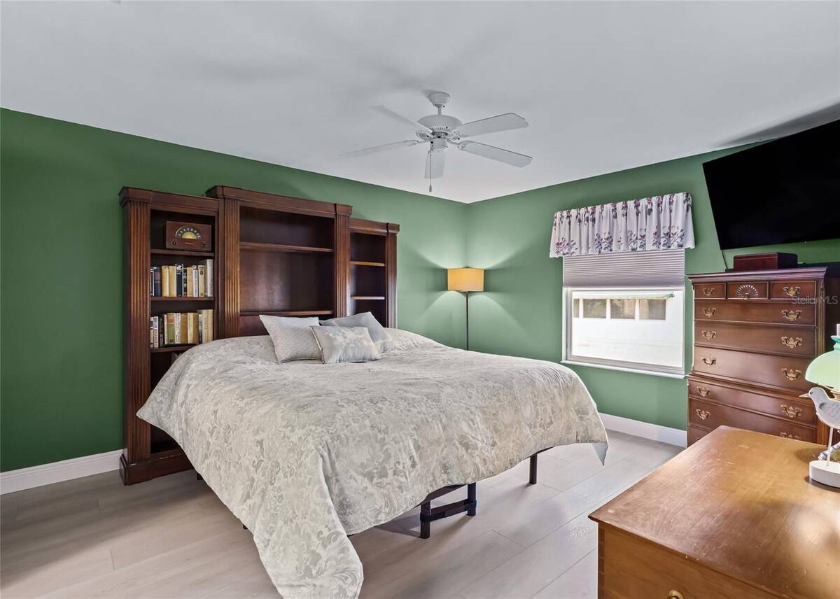 3001 Glenwood Place, The Villages, FL 32162