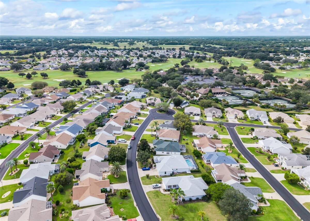 3001 Glenwood Place, The Villages, FL 32162