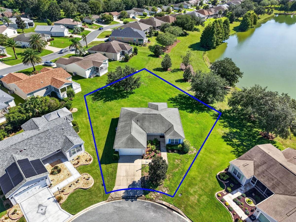 2112 Kerwood Loop, The Villages, FL 32162