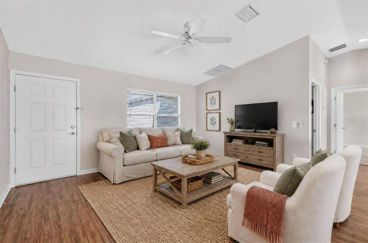 2112 Kerwood Loop, The Villages, FL 32162