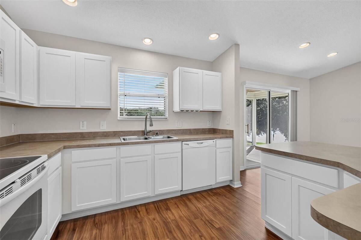 2112 Kerwood Loop, The Villages, FL 32162