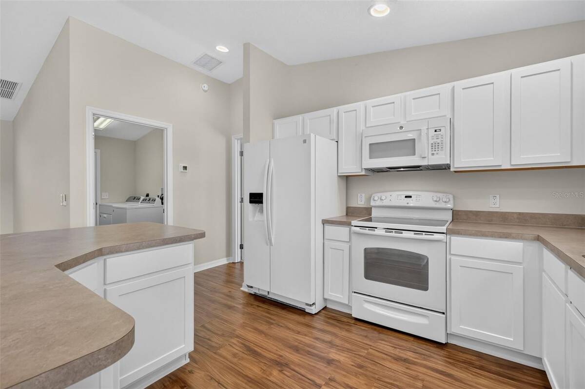 2112 Kerwood Loop, The Villages, FL 32162